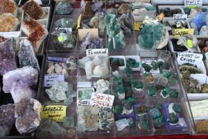 Pietrele care dau culoare vieţii şi au chiar efecte terapeutice, pentru al 25-lea an consecutiv la Muzeu