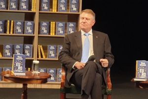 Preşedintele Iohannis, la Alba Iulia: ”Majoritatea PSD-ista de acum, din Parlament, este toxică”