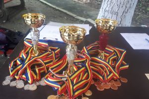 FOTO- Zeci de elevi din Braşov au participat la concursul intitulat ,,Prietenii pompierilor’’