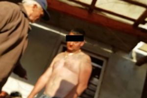 A atacat cu TOPORUL, dar poliţiştii aveau PISTOLUL!