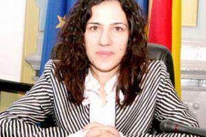 A fost schimbat ministrul Fondurilor Europene. Cine este Roxana Mînzatu