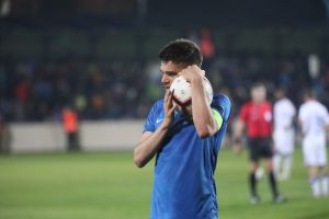 O zi din viata lui Ianis Hagi. Detalii nestiute despre capitanul FC Viitorul:  Iubesc mingea de fotbal. Cu ea am crescut de mic“ 