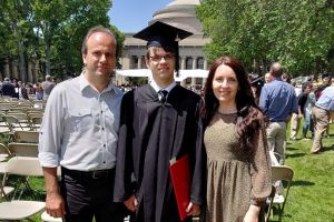 Rareş Buhai a absolvit MIT din SUA, una dintre cele mai prestigioase universităţi din lume