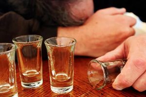 DSP: Alcoolul este la originea nevoii de asistenţă medicală a circa 40% dintre pacienţii ...