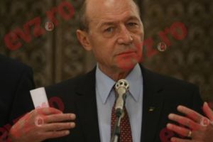 Băsescu dă de pământ cu Iohannis şi Meleşcanu după umilinţa la care a fost supusă România