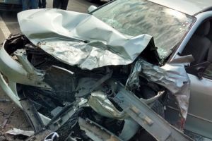 ULTIMA ORĂ. Accident cu trei victime la Leşnic. FOTO