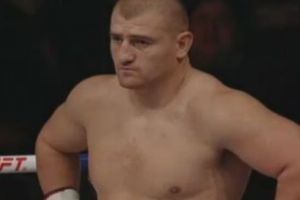 Surpriză! Doi fosţi concurenţi la „Ferma”, împreuna în club. În timpul show-ului televizat ei nu erau apropiaţi