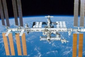 ISS, staţia spaţială internaţională, se va deschide turiştilor anul viitor. Cât va costa o noapte pe orbită