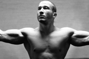 Campion naţional la CULTURISM, INSTRUCTOR în PITEŞTI!