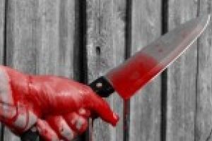 Tentativa de omor in judetul Braila / Un barbat s-a napustit cu un cutit asupra colegului de munca