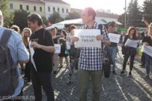 Cluj: Circa 300 de persoane participante la o adunare de solidaritate interetnică româno-maghiară, după incidentele din Valea Uzului