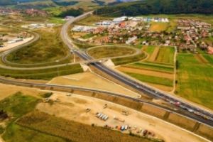 Austriecii de la Strabag blochează construcţia Lotului 1 (Târgu Mureş-Ungheni) al Autostrăzii Braşov - Oradea. Manevre ciudate