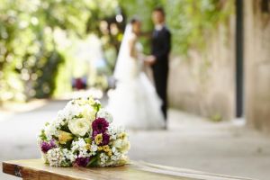 Un tânăr a fost nevoit să amâne nunta, după ce a fost bătut la petrecerea burlacilor