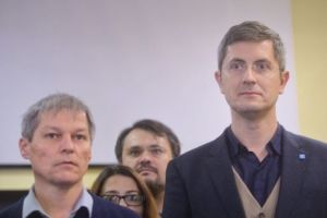Evenimentul Zilei: Reteaua de interese care-l împinge în faţă pe Cioloş! USR-PLUS, de la afaceri cu statul la bani pentru SRI