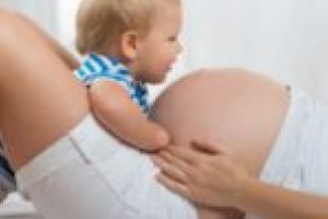 CJAS Timiş vine în ajutorul gravidelor şi lăuzelor fără venit. Ce facilităţi le sunt oferite?