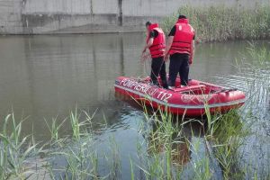 Un adolescent de 15 ani s-a înecat în râul Siret