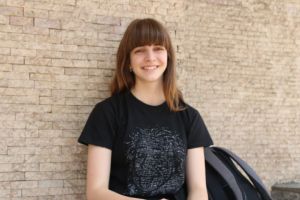 INTERVIU. Olimpici mureşeni: Ilinca Bălaşa, câştigătoarea Olimpiadei Naţionale de Economie. Pasiune pentru filosofie, politică şi economie, cu un strop de cultură japoneză