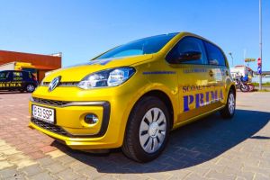 Șofer în trafic – unul bun face şcoala la Prima