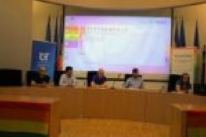 Tensiuni în cadrul conferinţei LGBTQ+ de la Timişoara! Mesaje religioase, menite să instige