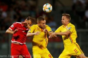 Naţionala de fotbal a României a învins echipa Maltei cu scorul de 4-0 (3-0), luni seara, pe Stadionul Naţional din Ta’Qali, în Grupa F a preliminariilor EURO 2020.