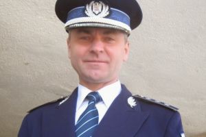 Coşmarul unui fost comandant de Poliţie. A dat în judecată statul roman şi MAI şi cere daune morale de jumătate de million de euro