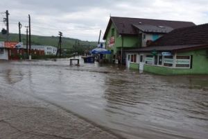 Hidrologii au tras semnalul de alarmă. Unde va lovi prăpădul. Ore critice pentru această parte a ţării