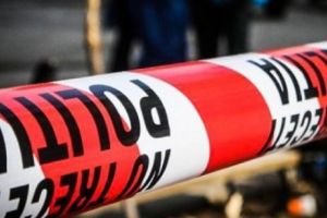 Băiat călcat de o maşină în timp ce traversa strada