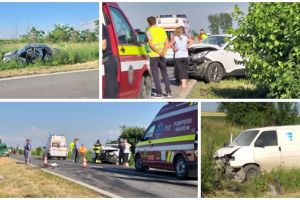 Accident cu patru victime după ce un microbuz a luat foc din mers şi a intrat pe contrasens