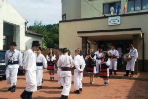 Festivalul-concurs de interpretare vocală şi instrumentală „Cânt cu drag în Bucovina!” ...