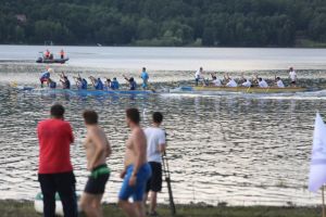 Zilele Lacului Surduc: baloane cu aer cald, târg de produse tradiţionale şi concert Subcarpaţi