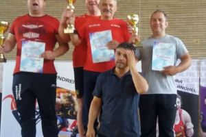 Trei cluburi, 10 medalii la lupte