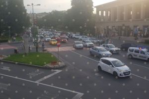 VIDEO Fetiţă accidentată pe trecerea de pietoni la Teatrul Sică Alexandrescu