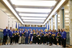 Bogdan Matei, Ministrul Tineretului si Sportului, a premiat medaliaţii de la recentele Campionate Europene de canotaj de la Lucerna, Elveţia