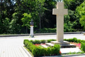 Poetul Mihai Eminescu va fi omagiat la împlinirea a 130 de ani de la plecarea în Țara de peste Veac