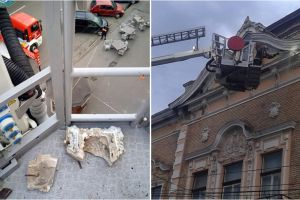 FOTO. Tencuială căzută de pe o clădire din centrul Sătmarului. Au intervenit pompierii