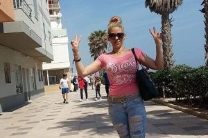 Tragedie! Femeie însărcinată găsită goală şi cu gâtul tăiat, în Spania