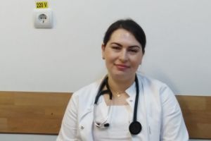 Povestea medicului nefrolog venit de câteva săptămâni la Spitalul Judeţean ”Mavromati”. Și-a chemat soţul din străinătate ca să salveze vieţi în Botoşani