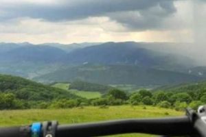 Stirea momentului! O nouă tornadă produce panică în România