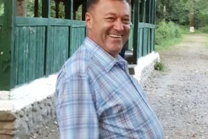 PSD ţine cu dinţii de un parlamentar condamnat. Votul de la moţiune îl menţine în scaun pe Octavian Goga