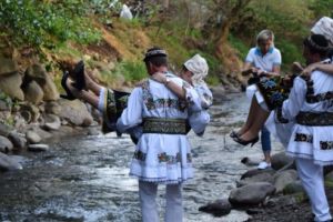 Udatul nevestelor, la Toaca