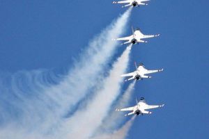 Cel mai mare show aviatic din vestul României are loc în weekend