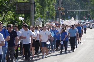 Belşug de bucurie şi optimism la Marşul absolvenţilor 2019 de la Universitatea ”Ștefan ...