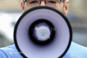 Situaţie disperată în sistemul de învăţământ. Profesorii au ieşit în stradă. „Nu se mai poate să acceptăm ordine de ministru”