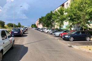 Soluţii pentru creşterea numărului de parcări de reşedinţă. Viceprimarul Niculae: Le voi propune Consiliului Local