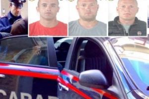 Poliţiştii italieni i-au capturat pe „hoţii acrobaţi”. Trei români care se căţărau pe blocuri