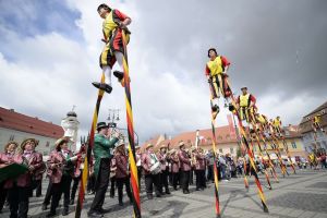 Weekend cu evenimente de top – Începe Festivalul Internaţional de Teatru de la Sibiu