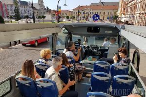 Autobuzul turistic iese din nou pe traseu în weekend