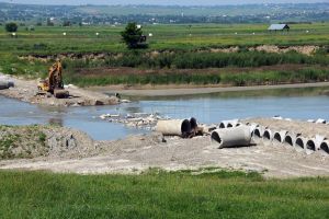 Lucrările la podul de la Vereşti mai au nevoie de un aviz pentru a fi începute şi trebuie ...