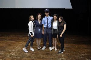 Elevi ai Colegiului Economic au reprezentat România la Festivalul Internaţional de Teatru ...