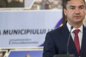 Fiul primarului Iaşiului, afacerist la 11 luni. ANI a luat la puricat averea lui Mihai Chirica 